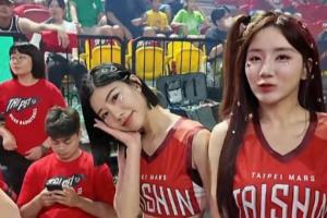 星空体育-林秉圣视频中啦啦队喊“朱俊龙你好帅” 朱俊龙:把我微信推给她们